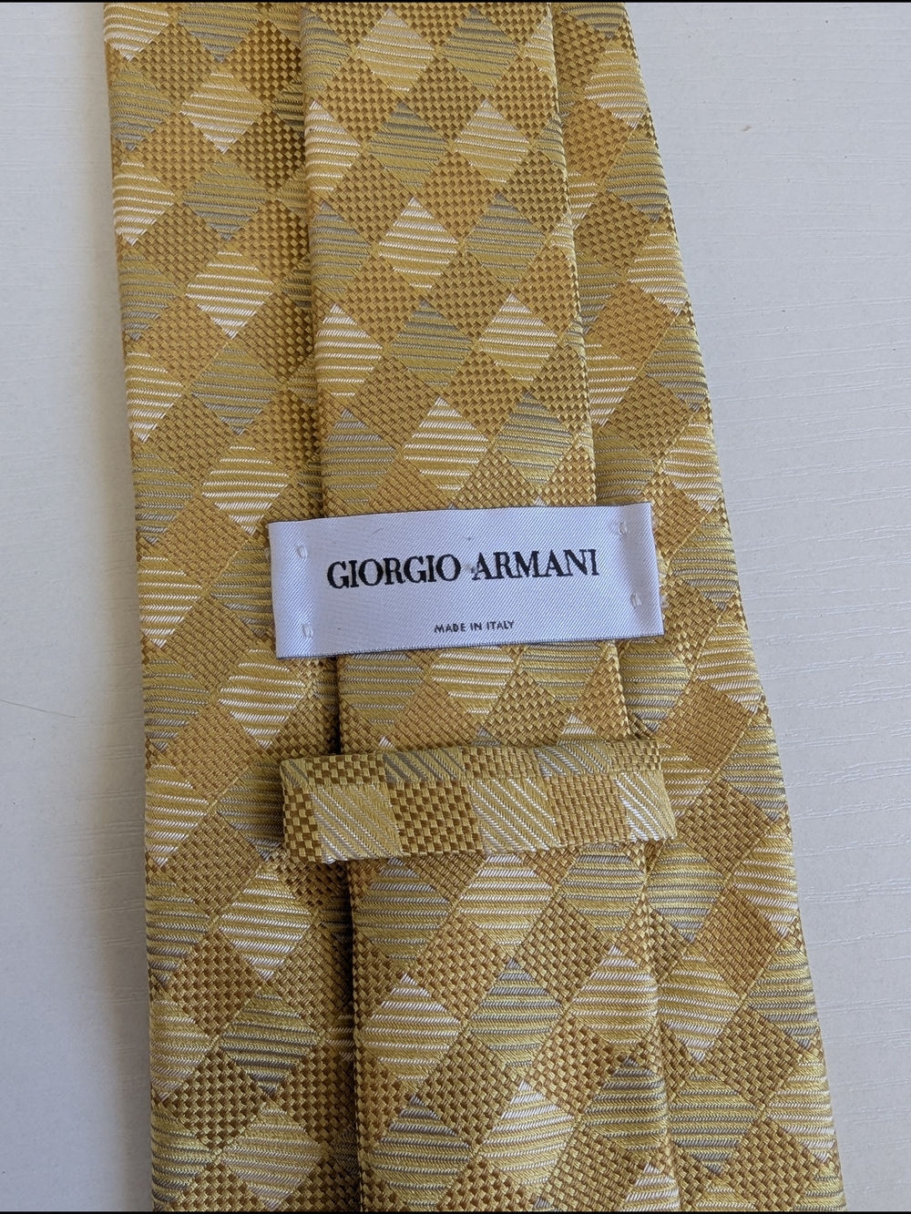 Giorgio Armani Men's Gold and Cream Geometric Silk Tie